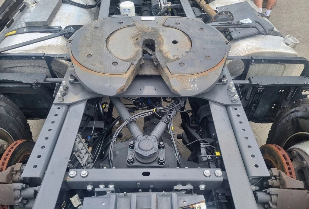 JOST 150 MM VOLVO FH 4 FM 4 FH 5 FM 5 RENAULT GAMA T C K VOLVO FH 4 FM 4 FH 5 FM 5 RENAULT GAMA T C K - Sellette d'attelage: photos 4 JOST 150 MM VOLVO FH 4 FM 4 FH 5 FM 5 RENAULT GAMA T C K VOLVO FH 4 FM 4 FH 5 FM 5 RENAULT GAMA T C K - Sellette d'attelage: photos 4
