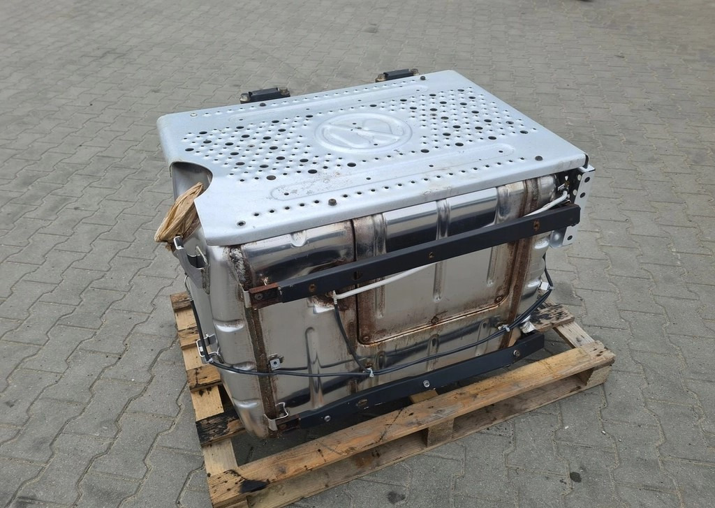KATALIZATOR TŁUMIK DPF FILTR KOMPLETNY FORD F-MAX CARGO 500 EURO 6 - Silencieux: photos 1 KATALIZATOR TŁUMIK DPF FILTR KOMPLETNY FORD F-MAX CARGO 500 EURO 6 - Silencieux: photos 1