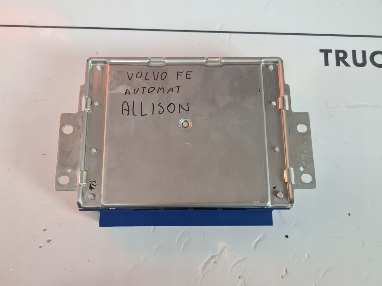 KNORR-BREMSE STEROWNIK KASETA EBS RENAULT MIDLUM DXI VOLVO FL FE - Bloc de gestion pour Camion: photos 2 KNORR-BREMSE STEROWNIK KASETA EBS RENAULT MIDLUM DXI VOLVO FL FE - Bloc de gestion pour Camion: photos 2