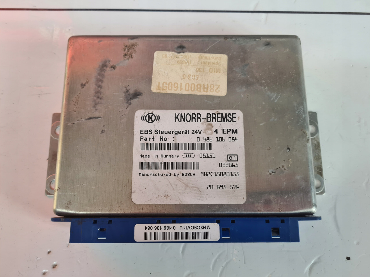 KNORR-BREMSE STEROWNIK KASETA EBS RENAULT MIDLUM DXI VOLVO FL FE - Bloc de gestion pour Camion: photos 3 KNORR-BREMSE STEROWNIK KASETA EBS RENAULT MIDLUM DXI VOLVO FL FE - Bloc de gestion pour Camion: photos 3