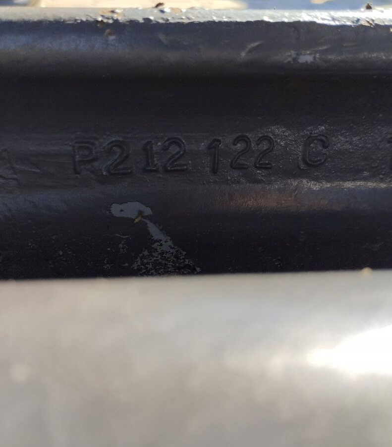 RENAULT BELKA PRZÓD OŚ LOW DECK RENAULT MAGNUM PREMIUM DXI - Essieu et pièces pour Camion: photos 5 RENAULT BELKA PRZÓD OŚ LOW DECK RENAULT MAGNUM PREMIUM DXI - Essieu et pièces pour Camion: photos 5