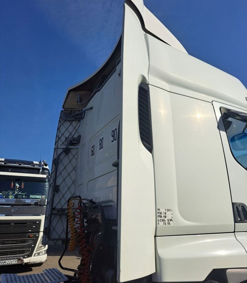 SPOILERY OWIEWKI KOMPLET RENAULT PREMIUM DXI - Aérodynamique/ Spoilers pour Camion: photos 5 SPOILERY OWIEWKI KOMPLET RENAULT PREMIUM DXI - Aérodynamique/ Spoilers pour Camion: photos 5