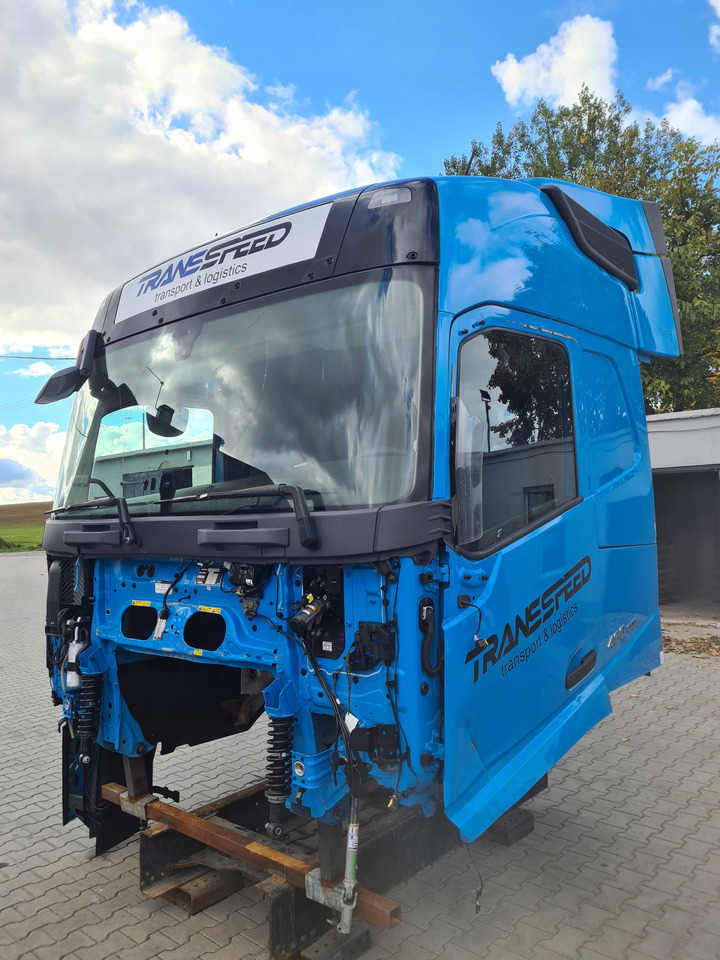 VOLVO KABINA KOMPLETNA VOLVO FH 5 EURO 6 I-SAVE GLOBETROTTER - Cabine pour Camion: photos 2 VOLVO KABINA KOMPLETNA VOLVO FH 5 EURO 6 I-SAVE GLOBETROTTER - Cabine pour Camion: photos 2