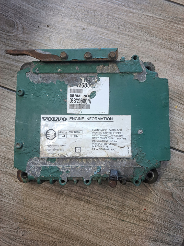 VOLVO KASETA KOMPUTER SILNIKA VOLVO FL 6 00-06 D6B 220 - Bloc de gestion pour Camion: photos 1 VOLVO KASETA KOMPUTER SILNIKA VOLVO FL 6 00-06 D6B 220 - Bloc de gestion pour Camion: photos 1