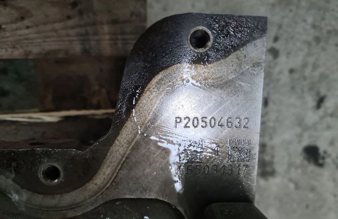 Volvo 20504632 RENAULT MAGNUM DXI 13 FH 13 FM 13 Renault MAGNUM DXI 13 VOLVO FH 13 FM 13 - Culasse pour Camion: photos 5 Volvo 20504632 RENAULT MAGNUM DXI 13 FH 13 FM 13 Renault MAGNUM DXI 13 VOLVO FH 13 FM 13 - Culasse pour Camion: photos 5