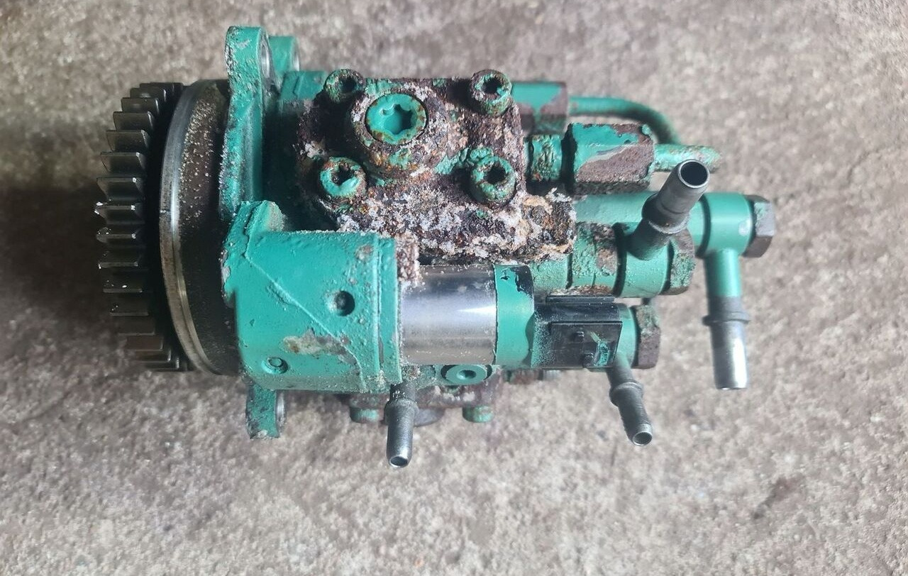 Pompe à carburant pour Camion Volvo 22208205   Volvo FL