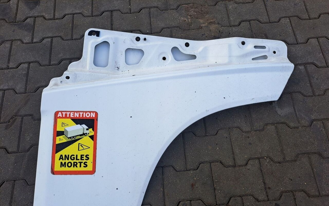 Volvo FH 4 EURO 6 truck - Carrosserie et extérieur pour Camion: photos 1 Volvo FH 4 EURO 6 truck - Carrosserie et extérieur pour Camion: photos 1