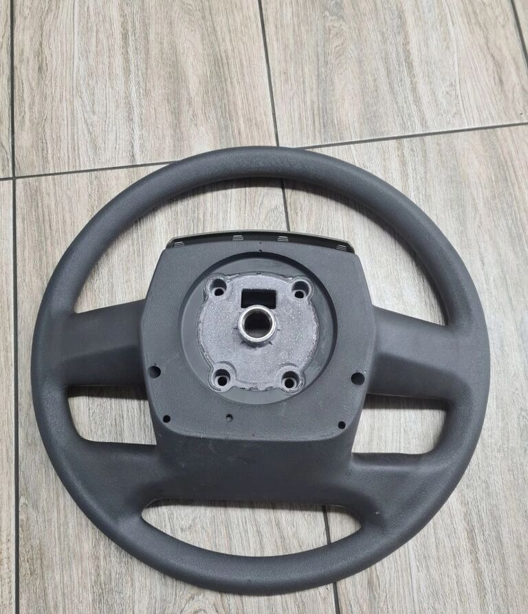 Volvo FH4 FM4 FMX - Volant pour Camion: photos 3 Volvo FH4 FM4 FMX - Volant pour Camion: photos 3