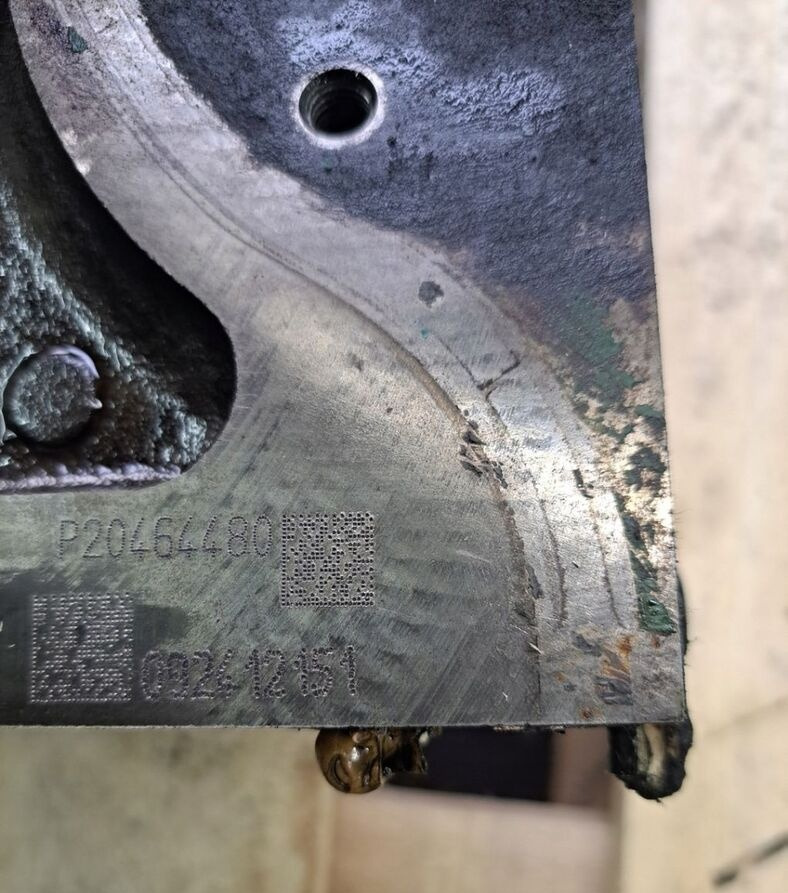 Volvo GŁOWICA SILNIKA ZAWORAMI FM 9 D9 D11C 20464480 - Culasse pour Camion: photos 2 Volvo GŁOWICA SILNIKA ZAWORAMI FM 9 D9 D11C 20464480 - Culasse pour Camion: photos 2