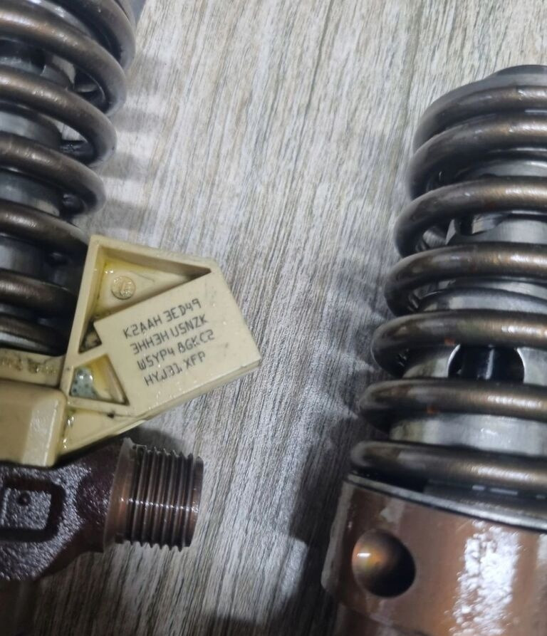 Volvo POMPO E POMPOWTRYSKI KOMPLET FH 4 16 D16K EURO 6 22374644 Volvo VOLVO FH 4 16 D16K EURO 6 - Injecteur pour Camion: photos 3 Volvo POMPO E POMPOWTRYSKI KOMPLET FH 4 16 D16K EURO 6 22374644 Volvo VOLVO FH 4 16 D16K EURO 6 - Injecteur pour Camion: photos 3