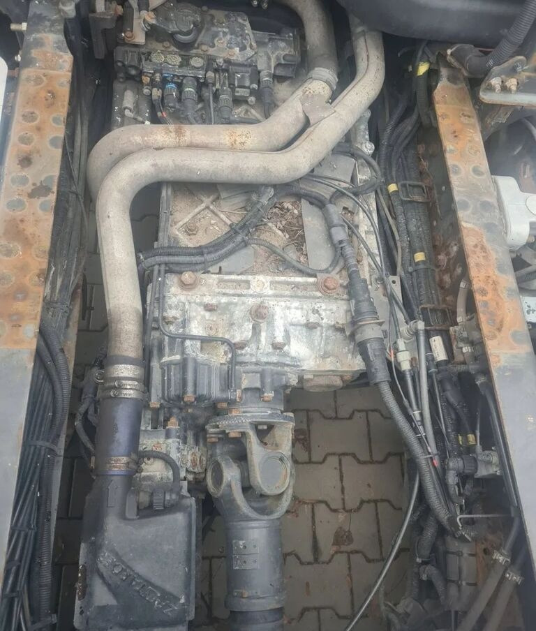 ZF MANUALNA NEW ECOSPLIT 16S2221 TD RETARDER - Boîte de vitesse pour Camion: photos 1 ZF MANUALNA NEW ECOSPLIT 16S2221 TD RETARDER - Boîte de vitesse pour Camion: photos 1