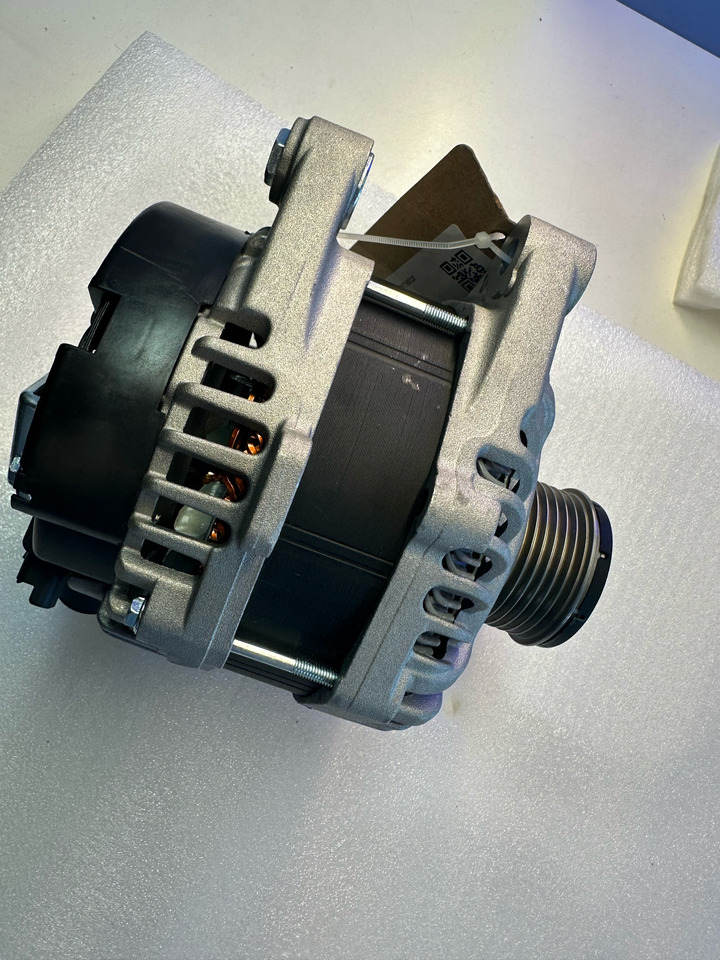 Woda Citroen Jumpy, DS7, Opel, Peugeot, Vauxhall - Alternateur: photos 2 Woda Citroen Jumpy, DS7, Opel, Peugeot, Vauxhall - Alternateur: photos 2