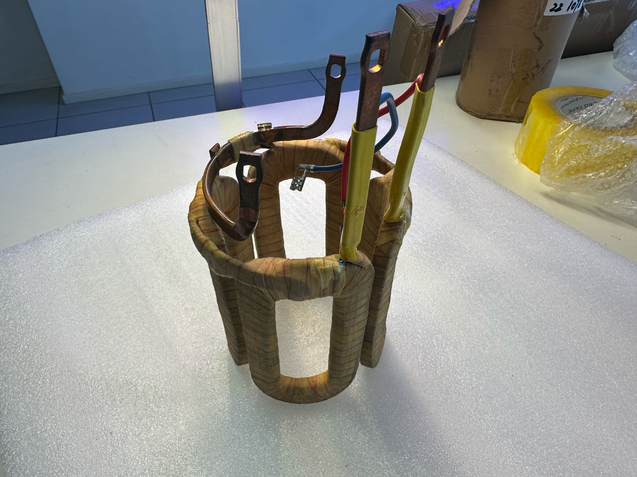 Woda field coil Bosch - Démarreur pour Camion: photos 2 Woda field coil Bosch - Démarreur pour Camion: photos 2