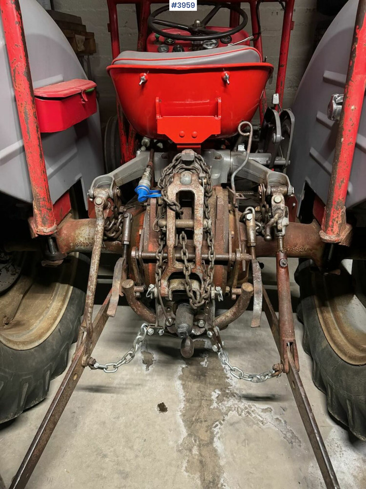 1971 Massey Ferguson 135 - Tracteur agricole: photos 5 1971 Massey Ferguson 135 - Tracteur agricole: photos 5