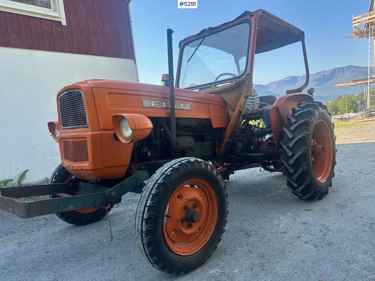 1973 Fiat 215 L tractor. SEE VIDEO. - Tracteur agricole: photos 1 1973 Fiat 215 L tractor. SEE VIDEO. - Tracteur agricole: photos 1
