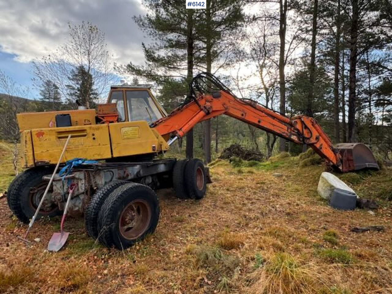 1975 Atlas wheeled excavator. Repair project - Chargeuse sur pneus: photos 1 1975 Atlas wheeled excavator. Repair project - Chargeuse sur pneus: photos 1