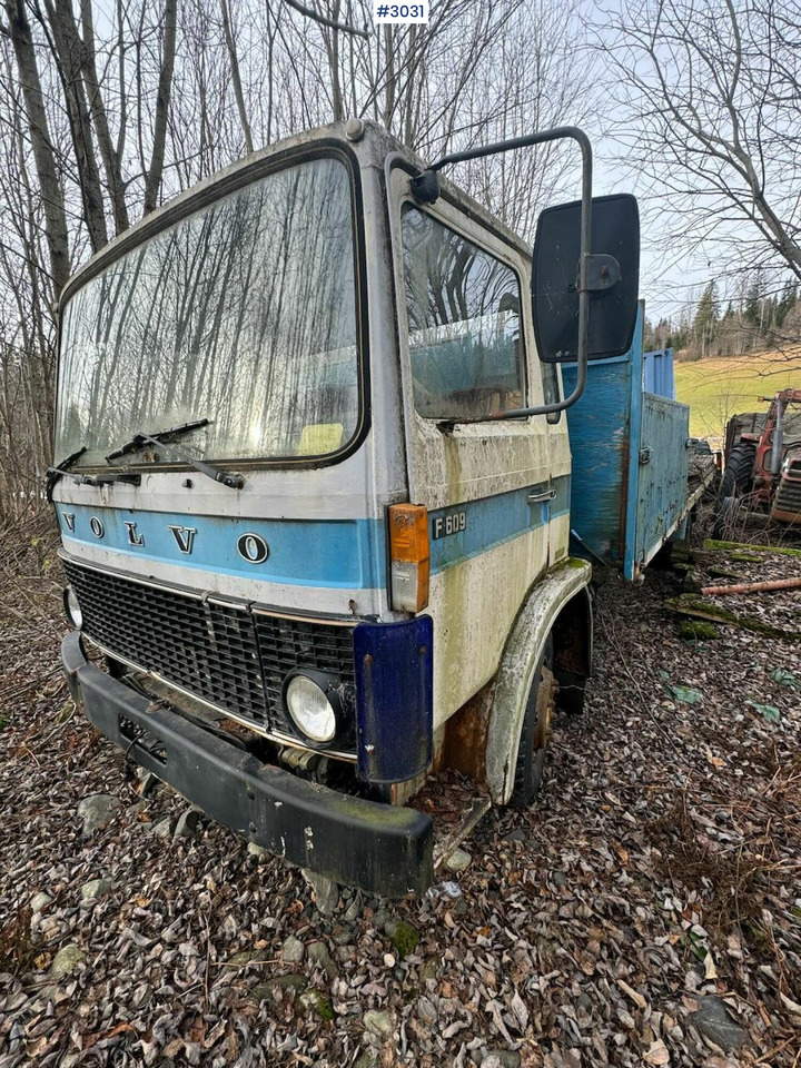 1978 Volvo F 609 flatbed truck - Camion plateau: photos 2 1978 Volvo F 609 flatbed truck - Camion plateau: photos 2