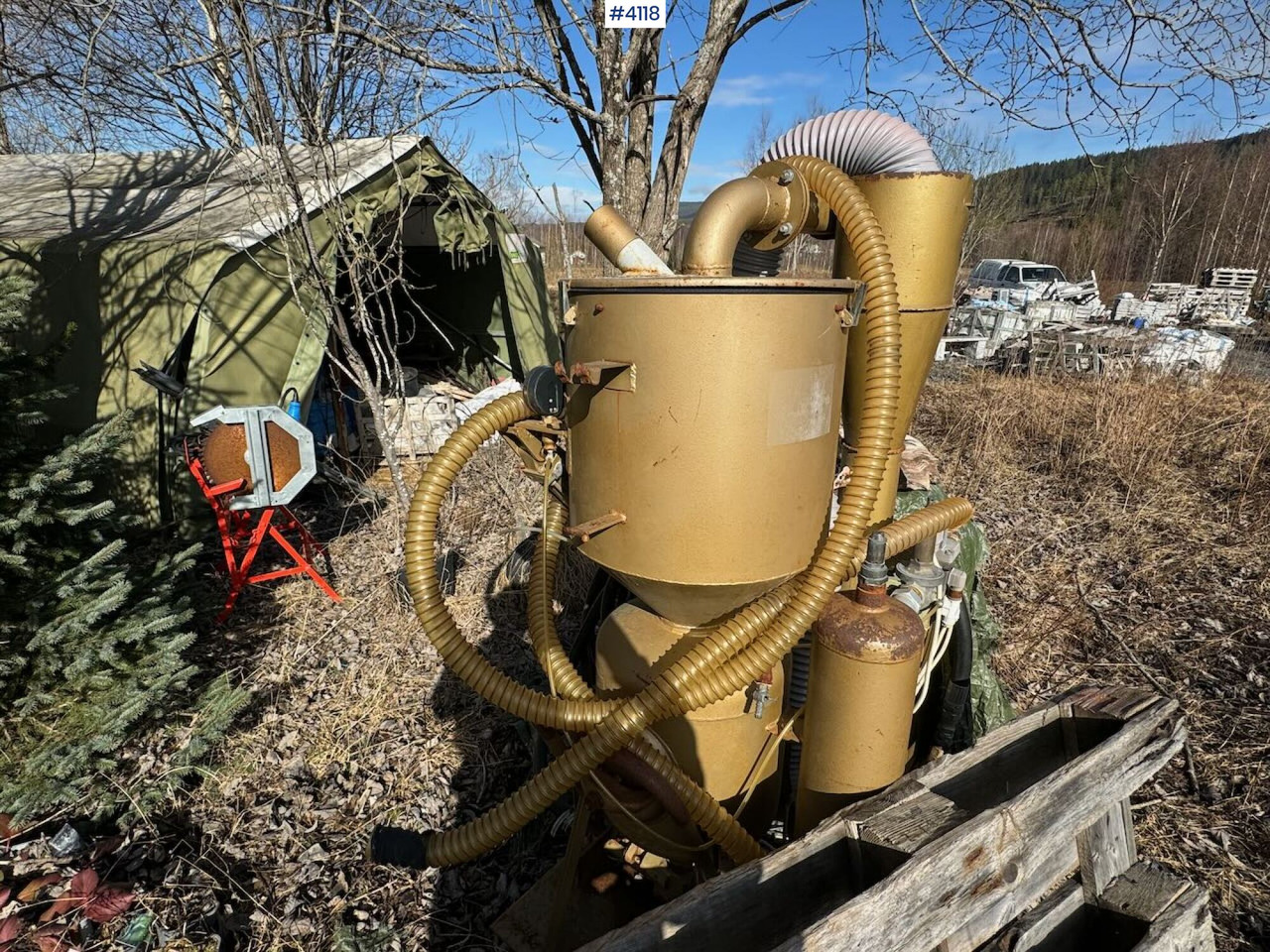 1979 Friedrich Goldmann sandblaster - Équipement de garage: photos 2 1979 Friedrich Goldmann sandblaster - Équipement de garage: photos 2