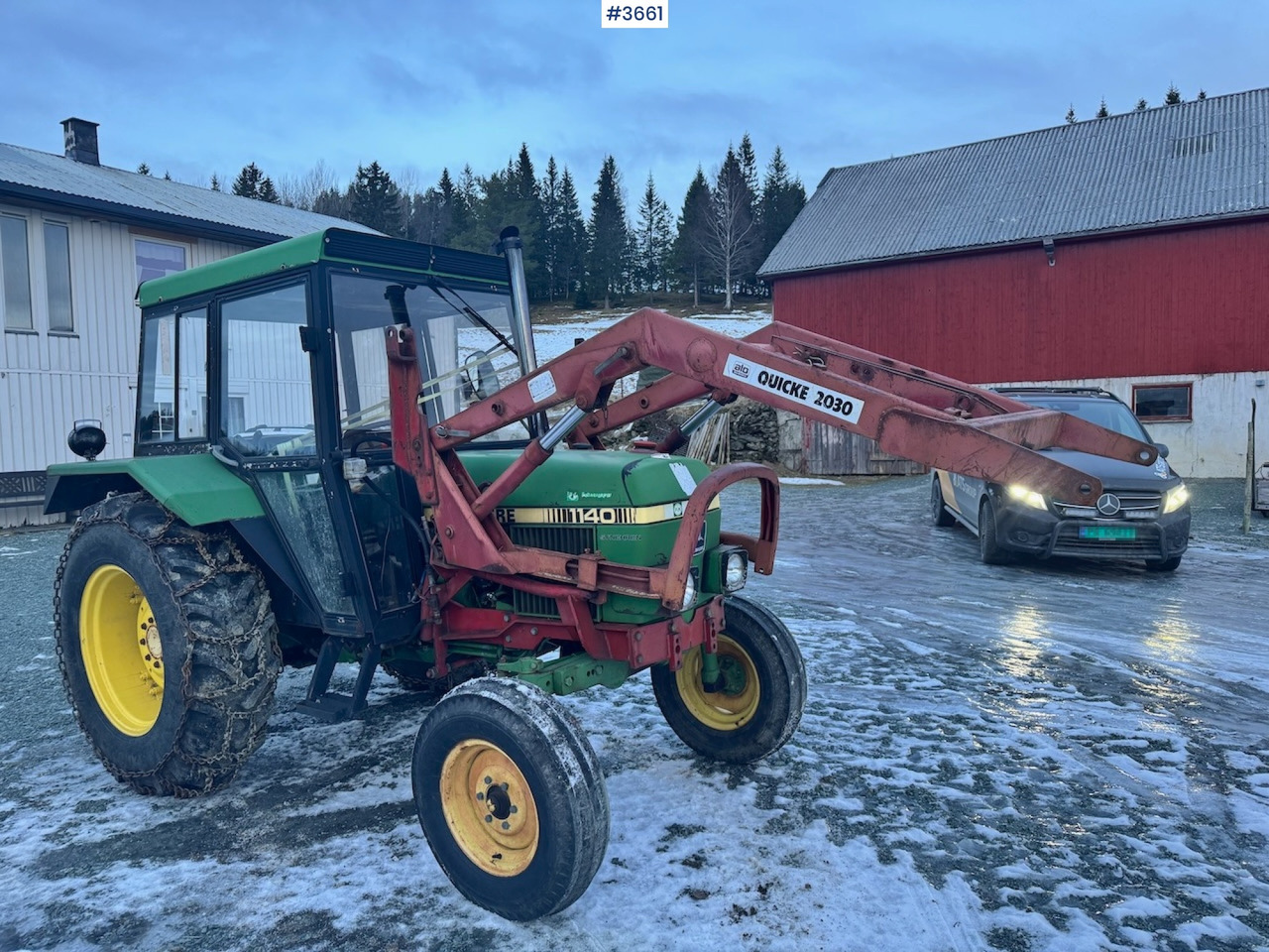 1980 John Deere 1140 Synchron w/ Front loader and bucket - Tracteur agricole: photos 1 1980 John Deere 1140 Synchron w/ Front loader and bucket - Tracteur agricole: photos 1