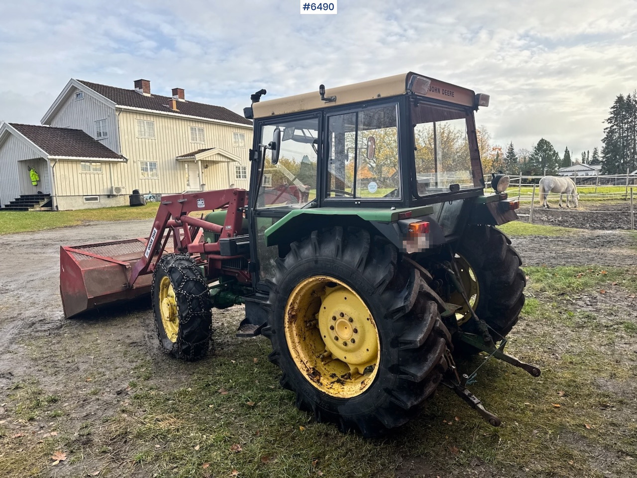 Tracteur agricole 1980 John Deere 1140 w/ Front loader and bucket.: photos 10 Tracteur agricole 1980 John Deere 1140 w/ Front loader and bucket.: photos 10