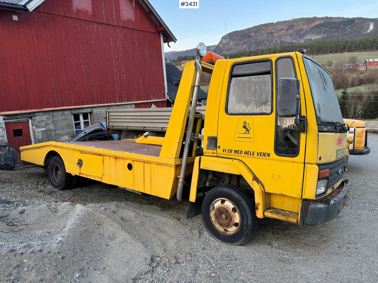 Remorqueuse 1986 Ford Cargo 0711 tow truck