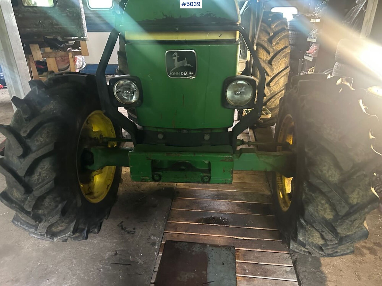 1987 John Deere 2850 Synchron w/ front loader - Tracteur agricole: photos 5 1987 John Deere 2850 Synchron w/ front loader - Tracteur agricole: photos 5