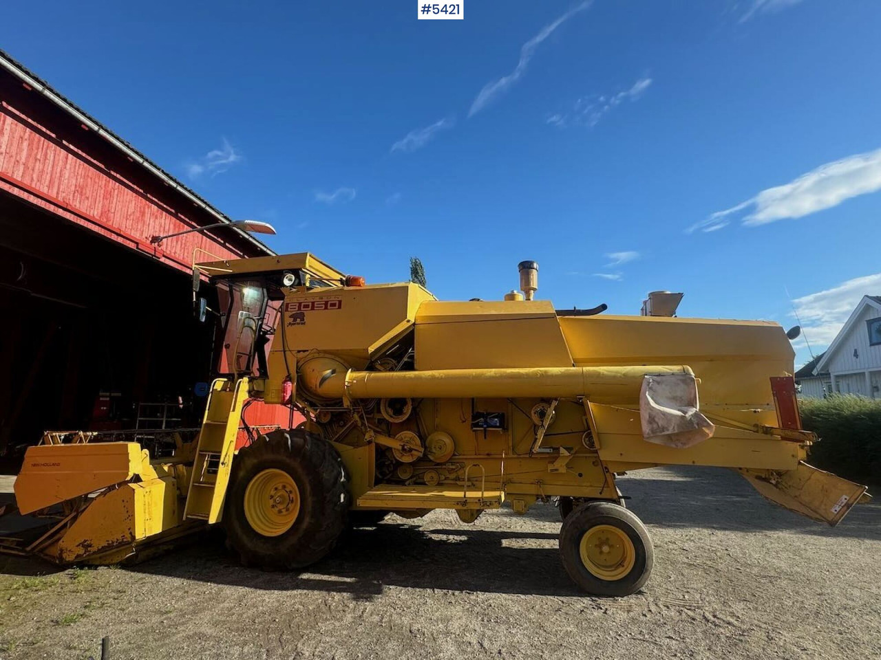 1988 New Holland 8050 - Moissonneuse-batteuse: photos 4 1988 New Holland 8050 - Moissonneuse-batteuse: photos 4
