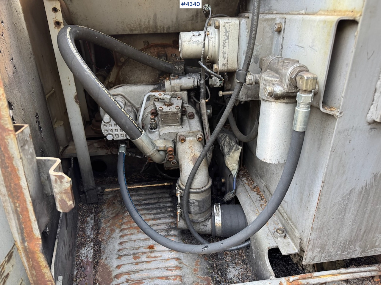 Pelle sur chenille 1994 Hitachi EX120-2: photos 11 Pelle sur chenille 1994 Hitachi EX120-2: photos 11