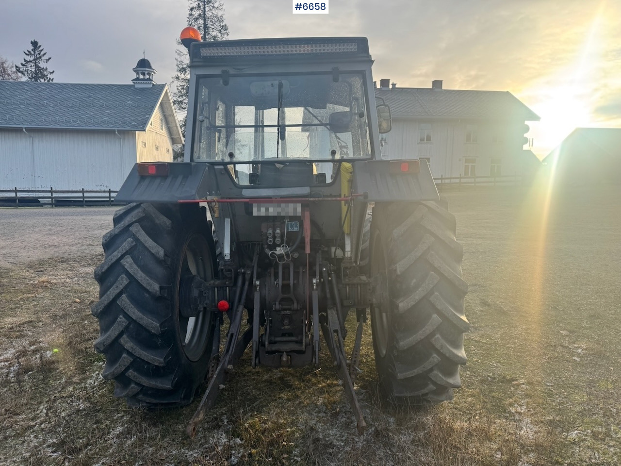 1995 Massey Ferguson 390T w/ Front Loader. - Tracteur agricole: photos 5 1995 Massey Ferguson 390T w/ Front Loader. - Tracteur agricole: photos 5