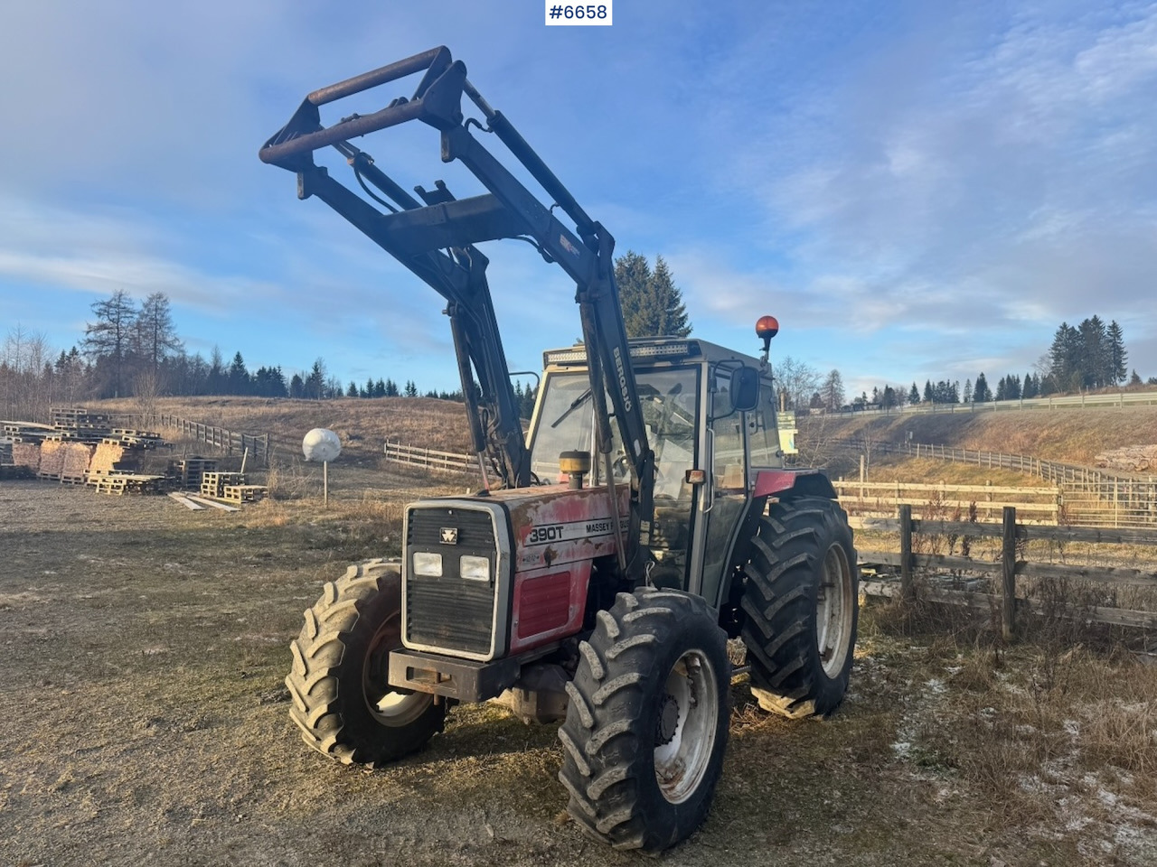 1995 Massey Ferguson 390T w/ Front Loader. - Tracteur agricole: photos 1 1995 Massey Ferguson 390T w/ Front Loader. - Tracteur agricole: photos 1