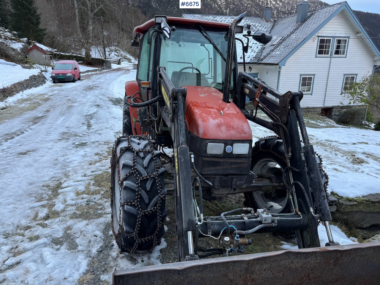 1997 New Holland L 85 w/ front loader. - Tracteur agricole: photos 4 1997 New Holland L 85 w/ front loader. - Tracteur agricole: photos 4