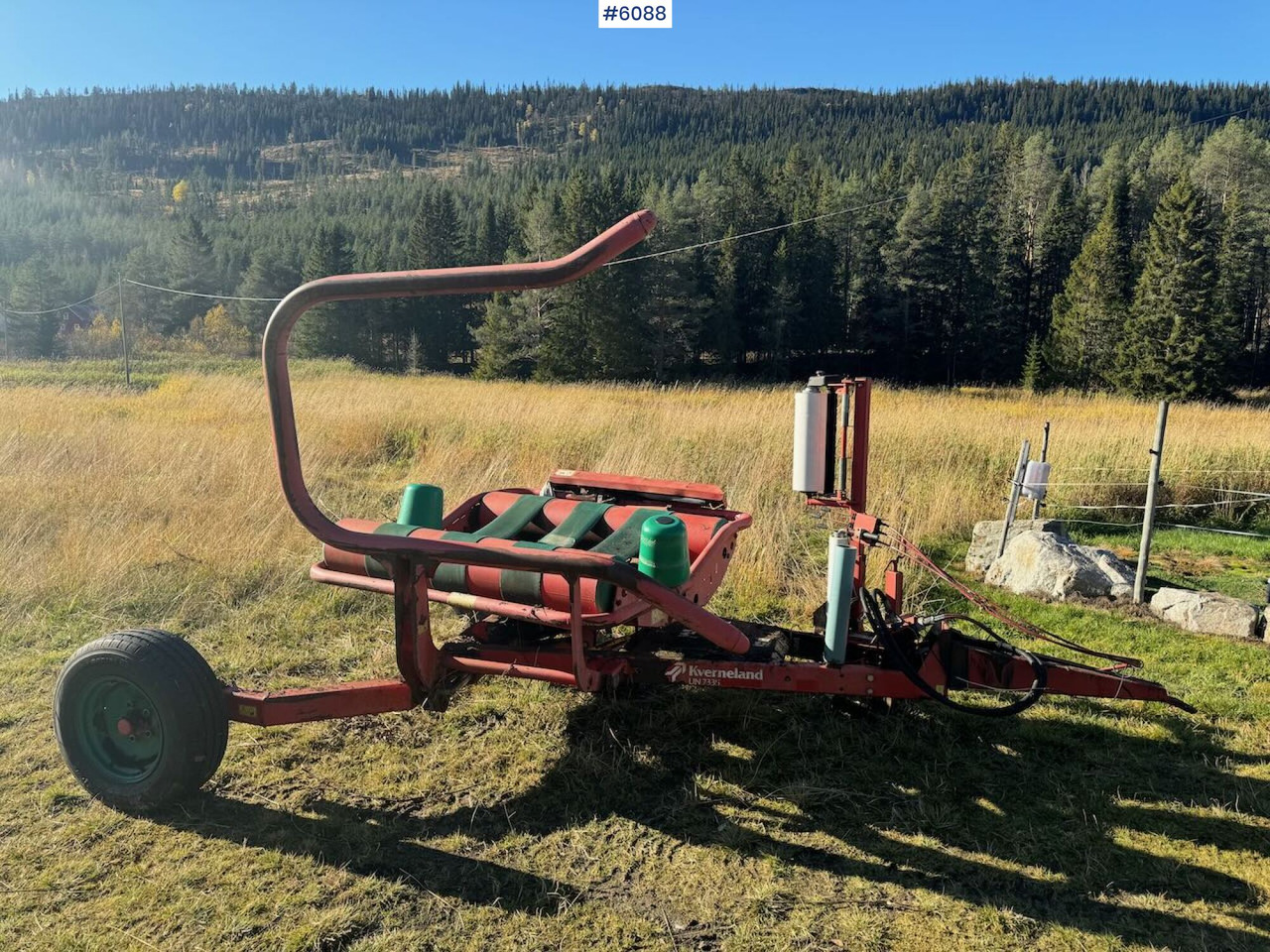 1998 Kverneland 7335 Round bale wrapper - Matériel de fenaison: photos 3 1998 Kverneland 7335 Round bale wrapper - Matériel de fenaison: photos 3