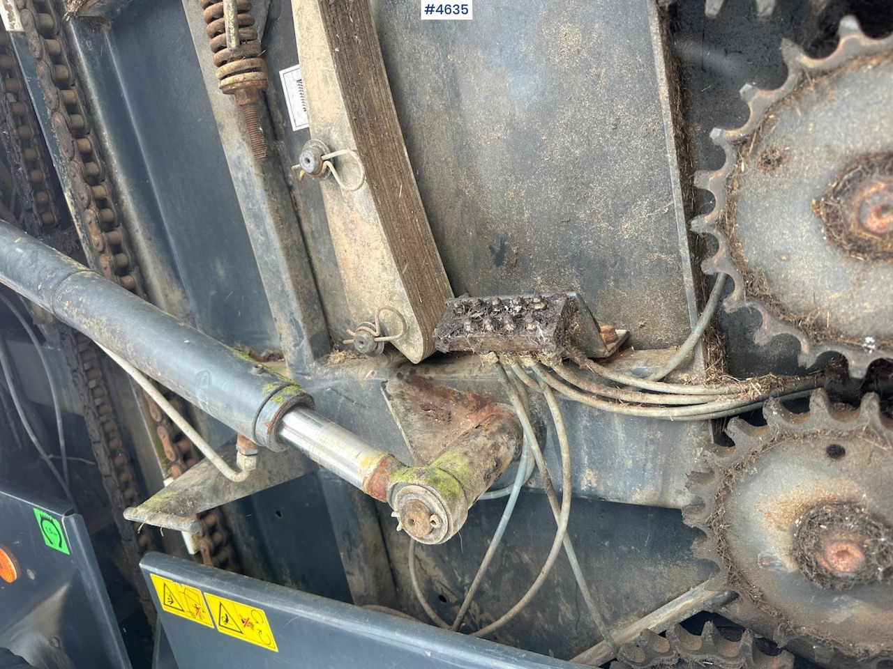 Matériel de fenaison 1998 Vicon RF 130 Round baler.: photos 11