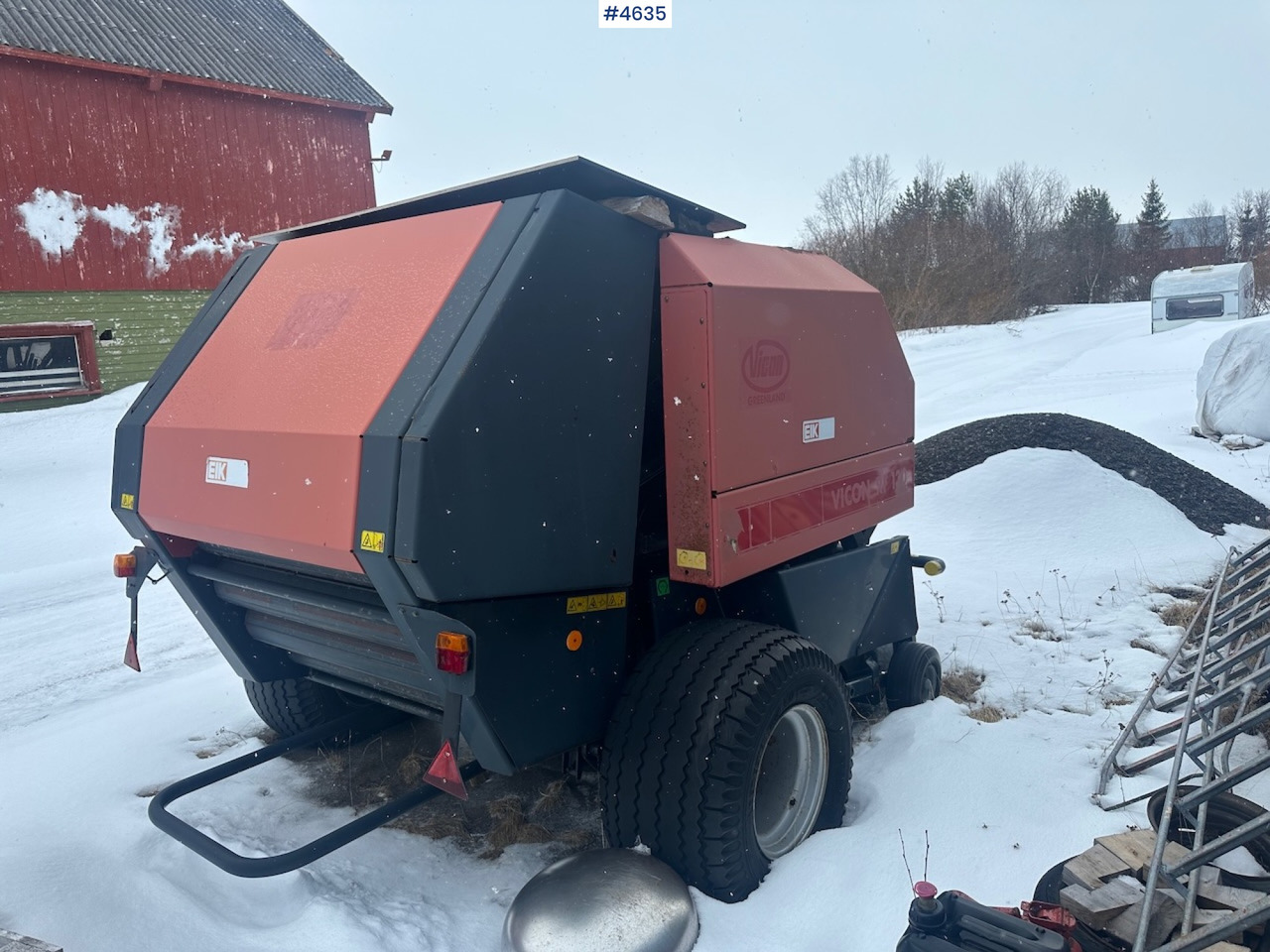 1998 Vicon RF 130 Round baler. - Matériel de fenaison: photos 3 1998 Vicon RF 130 Round baler. - Matériel de fenaison: photos 3