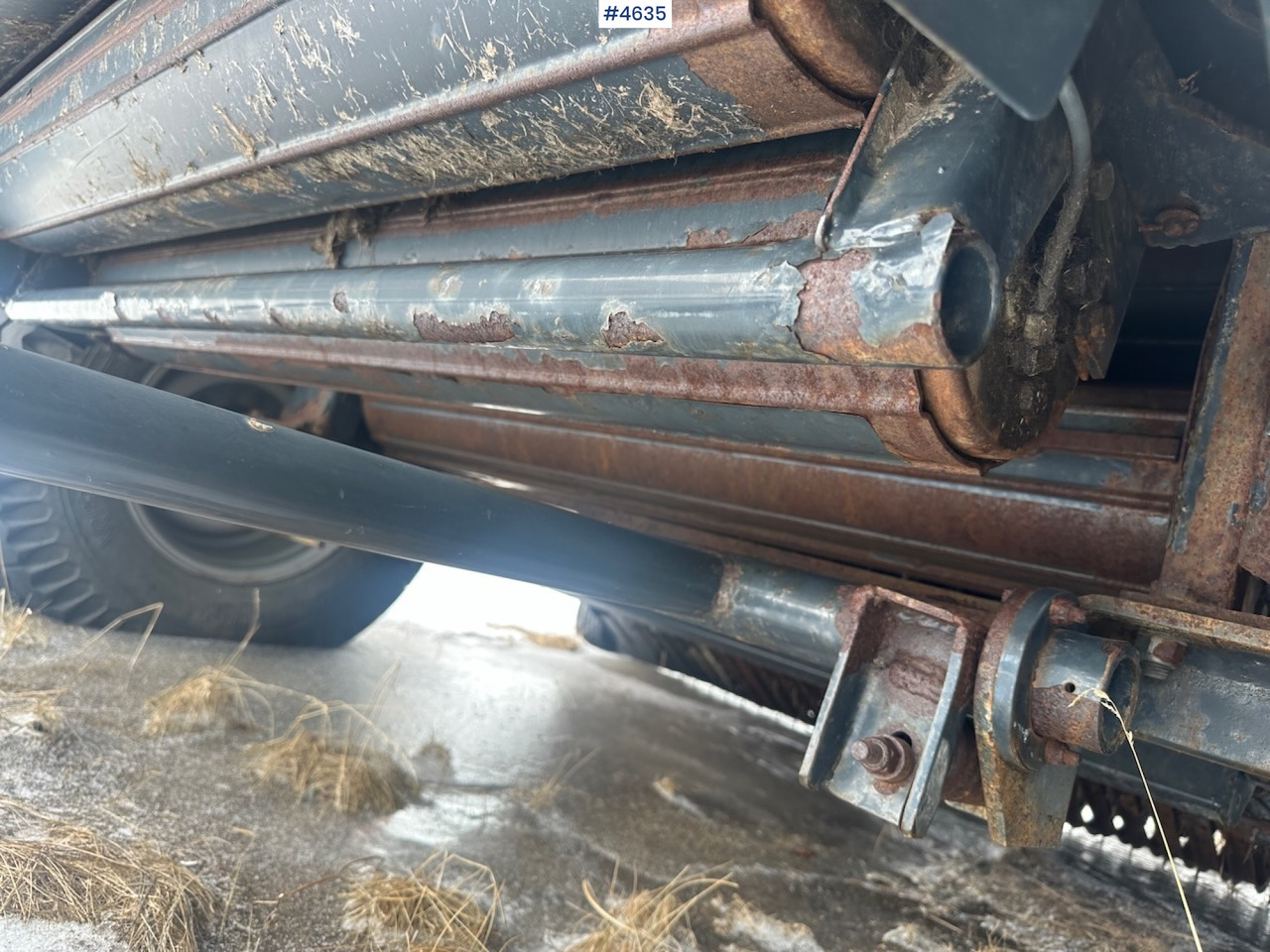 Matériel de fenaison 1998 Vicon RF 130 Round baler.: photos 10