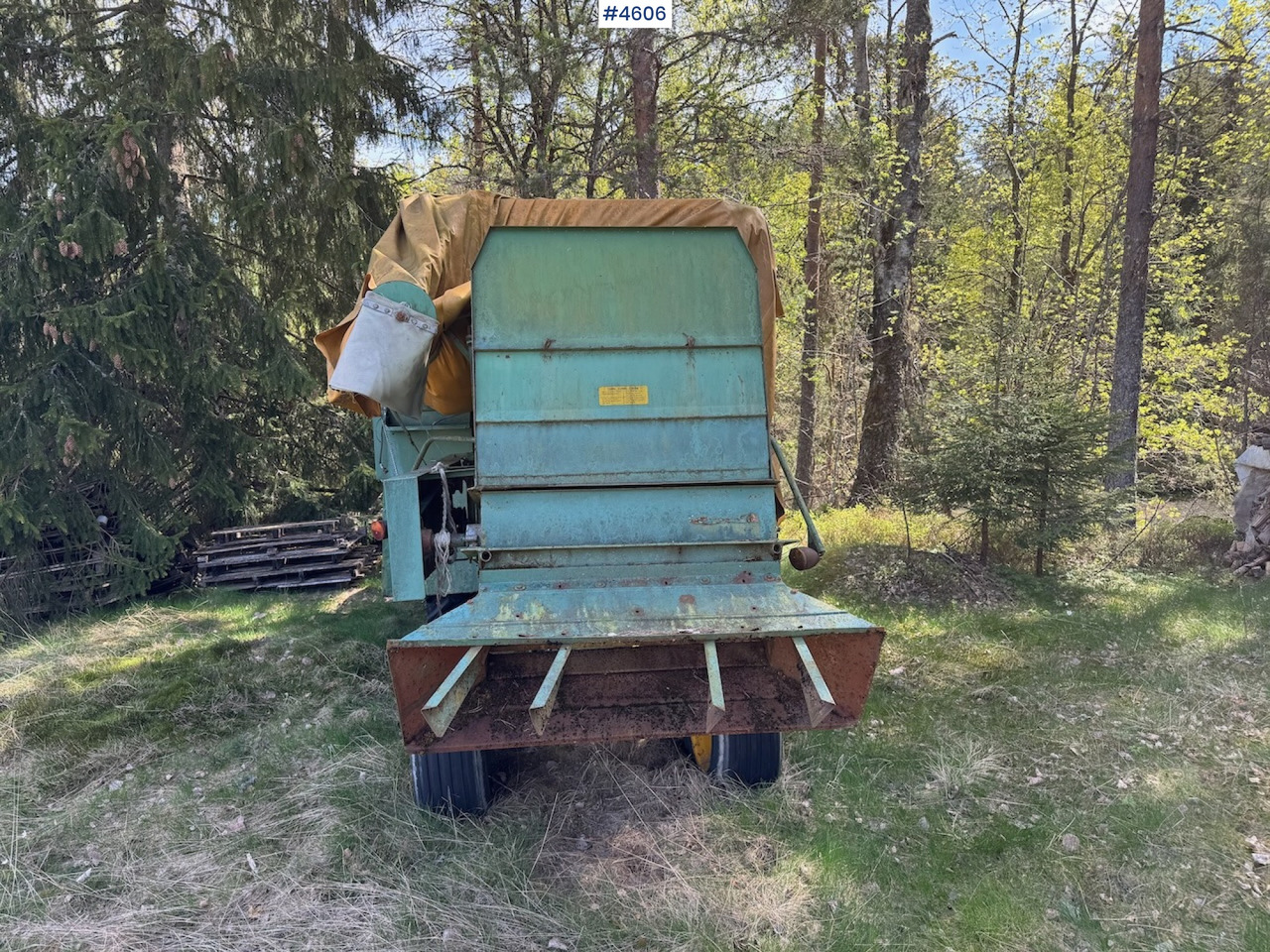 Moissonneuse-batteuse 2 Volvo BM Aktiv 800 threshers: photos 14