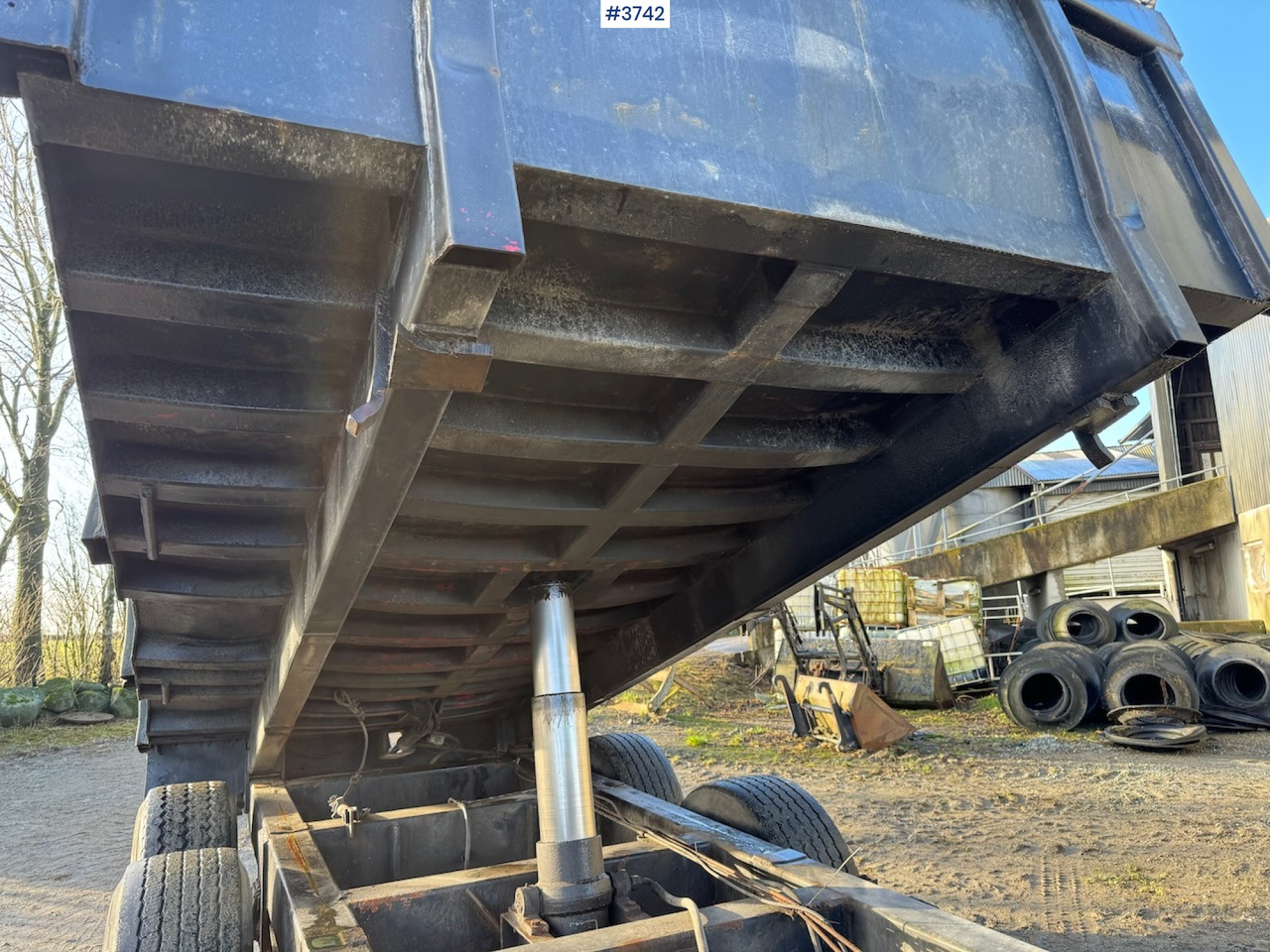 2003 Sele Weld 16 Dumper trailer. - Benne agricole: photos 4 2003 Sele Weld 16 Dumper trailer. - Benne agricole: photos 4