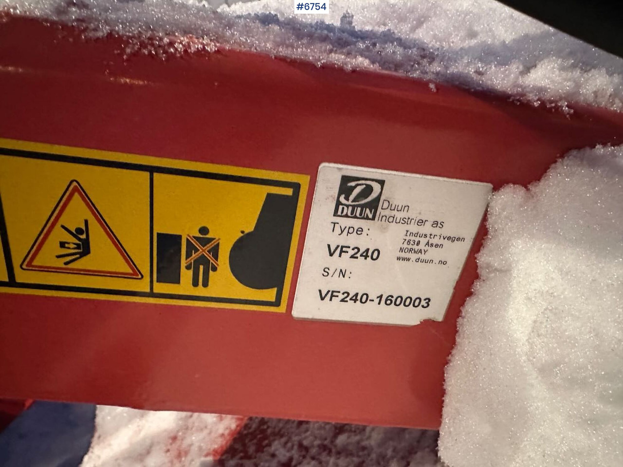 Tracteur agricole 2004 New Holland TS115A 4x4 w/ Front loader, bucket, grading bucket and snow blower.: photos 45