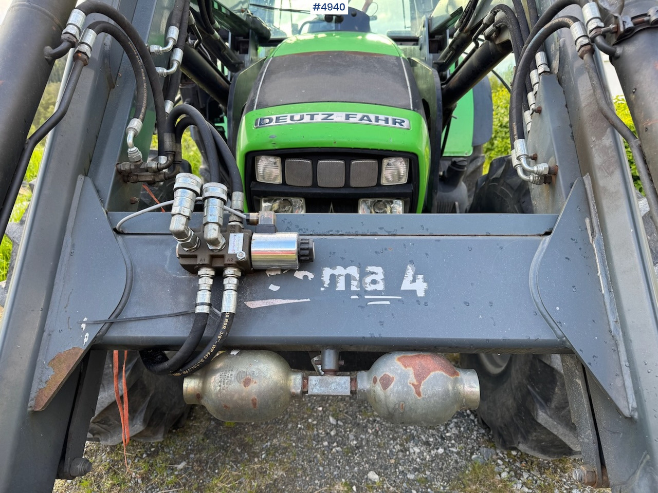 Tracteur agricole 2006 Deutz-Fahr Agrotron K90 w/front loader.: photos 9