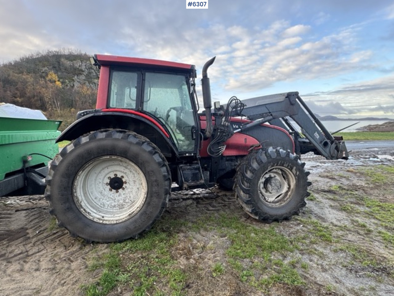 2008 Valtra T190 with front loader and 3rd function. SEE VIDEO! - Tracteur agricole: photos 5 2008 Valtra T190 with front loader and 3rd function. SEE VIDEO! - Tracteur agricole: photos 5