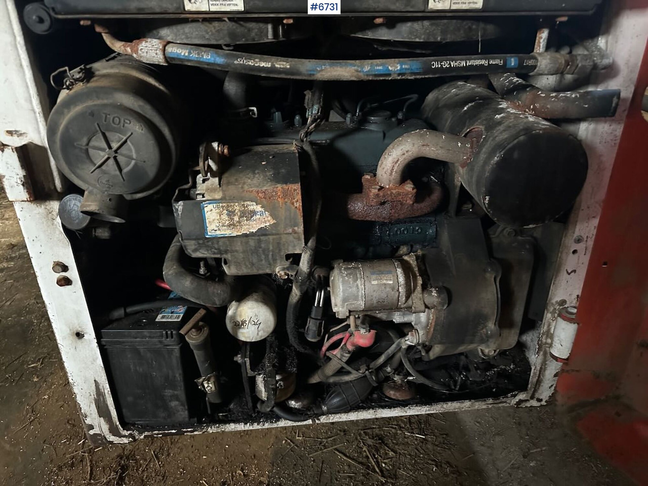 2012 Bobcat S70 Mini loader w/ pallet forks and demolition bucket. - Valet de ferme: photos 5 2012 Bobcat S70 Mini loader w/ pallet forks and demolition bucket. - Valet de ferme: photos 5