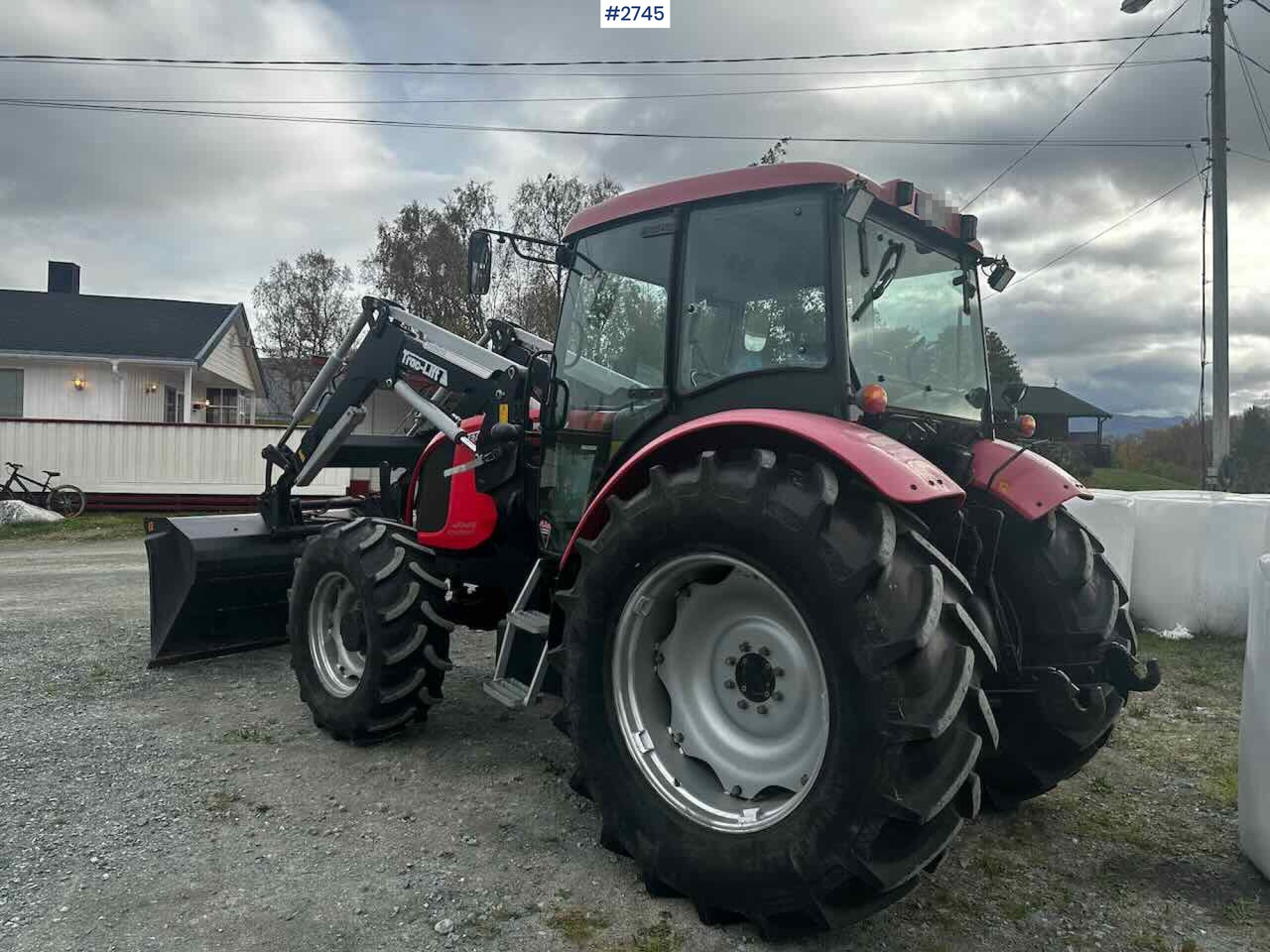 2012 ZETOR PROXIMA POWER 90 w/ Trac-lift Front loader and Bucket - Tracteur agricole: photos 4 2012 ZETOR PROXIMA POWER 90 w/ Trac-lift Front loader and Bucket - Tracteur agricole: photos 4