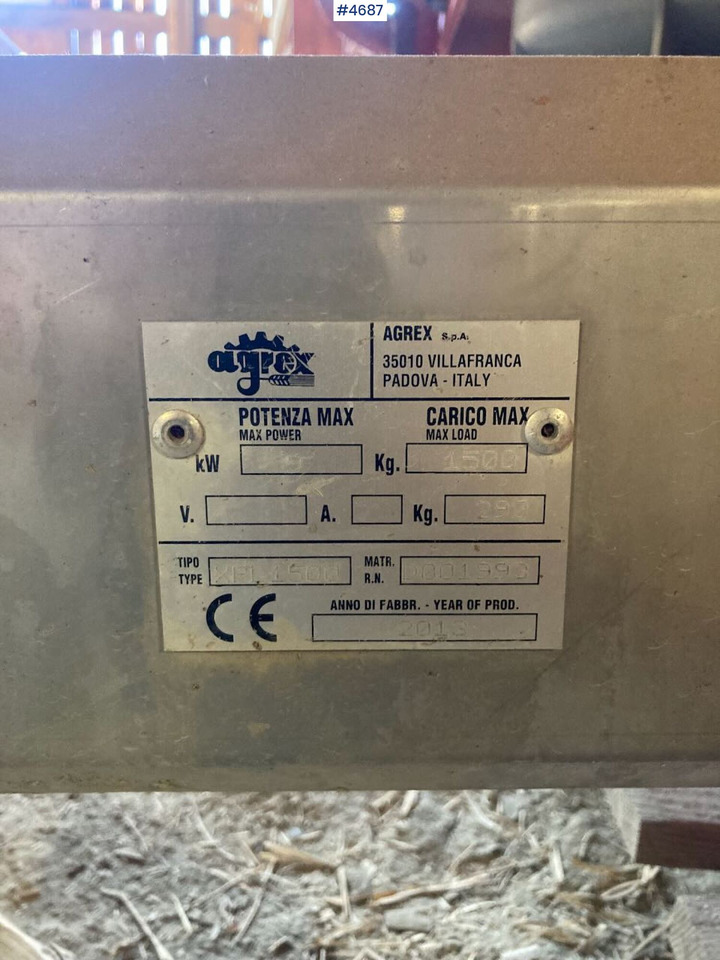 2013 Agrex XP1 1500 Fertilizer Spreader - Distributeur d'engrais: photos 2 2013 Agrex XP1 1500 Fertilizer Spreader - Distributeur d'engrais: photos 2