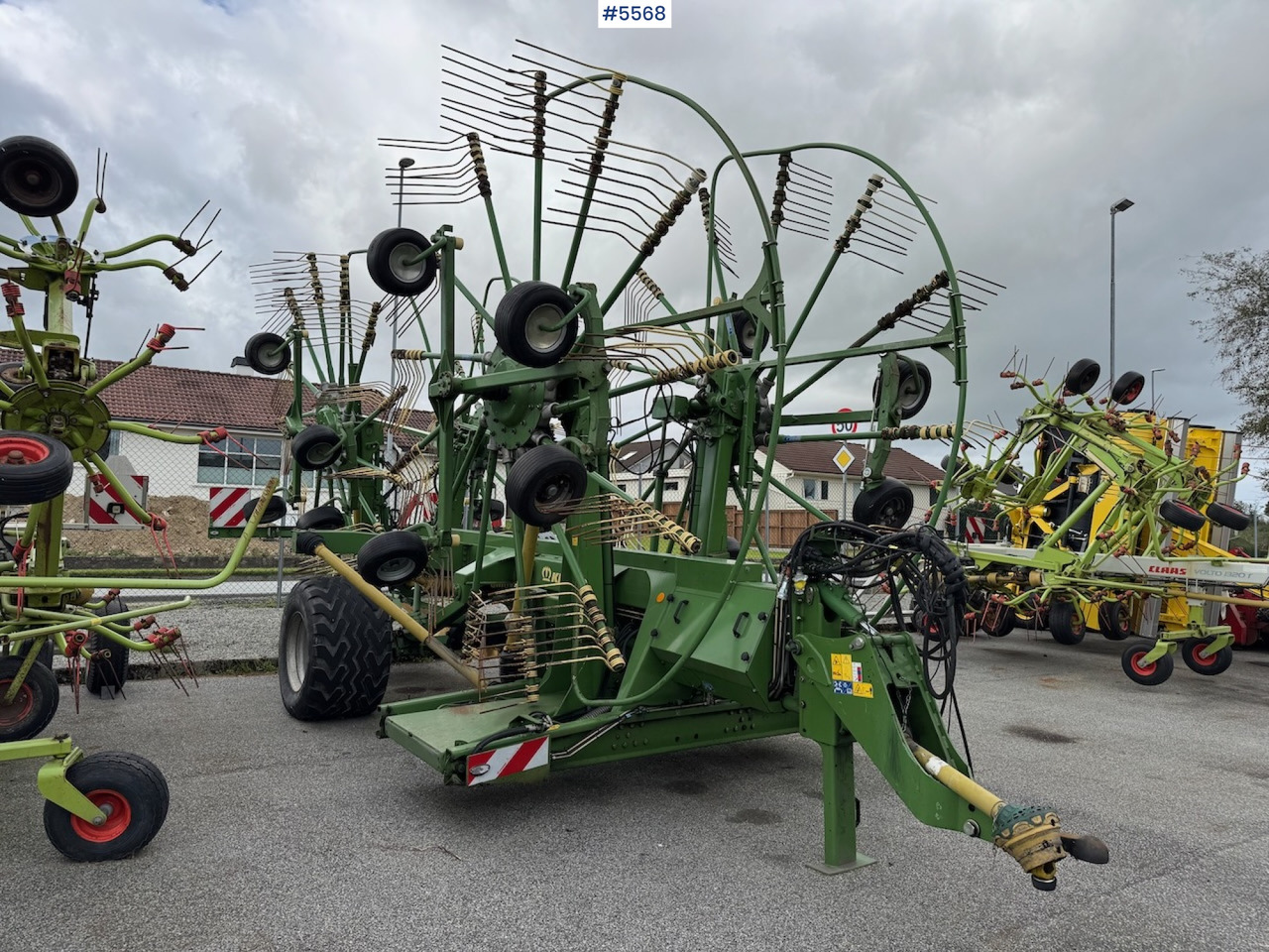 2013 Krone Sawdro 1400 Plus - Matériel de fenaison: photos 1 2013 Krone Sawdro 1400 Plus - Matériel de fenaison: photos 1