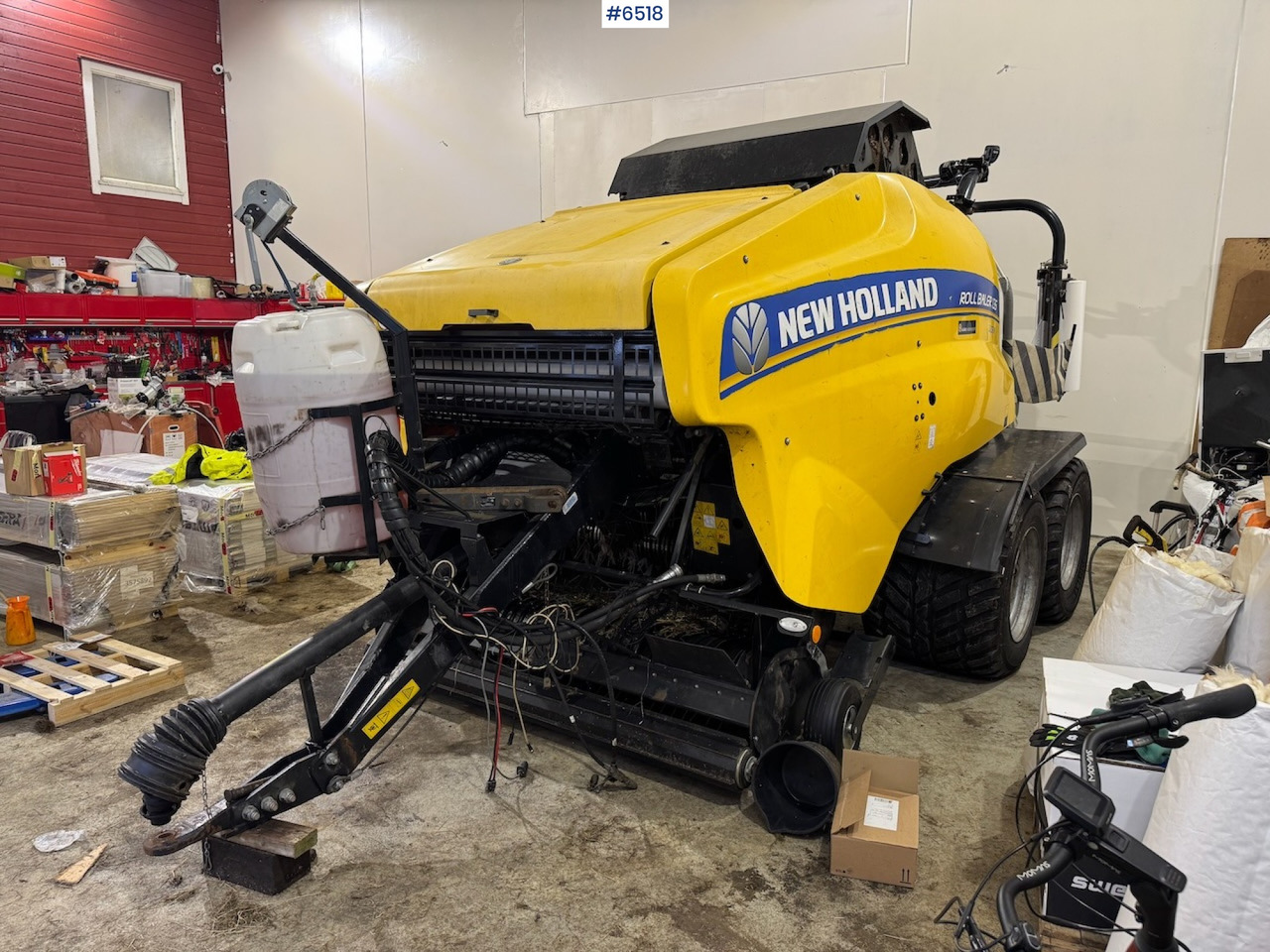 2020 New Holland Roll Baler 135 Ultra. - Matériel de fenaison: photos 1 2020 New Holland Roll Baler 135 Ultra. - Matériel de fenaison: photos 1