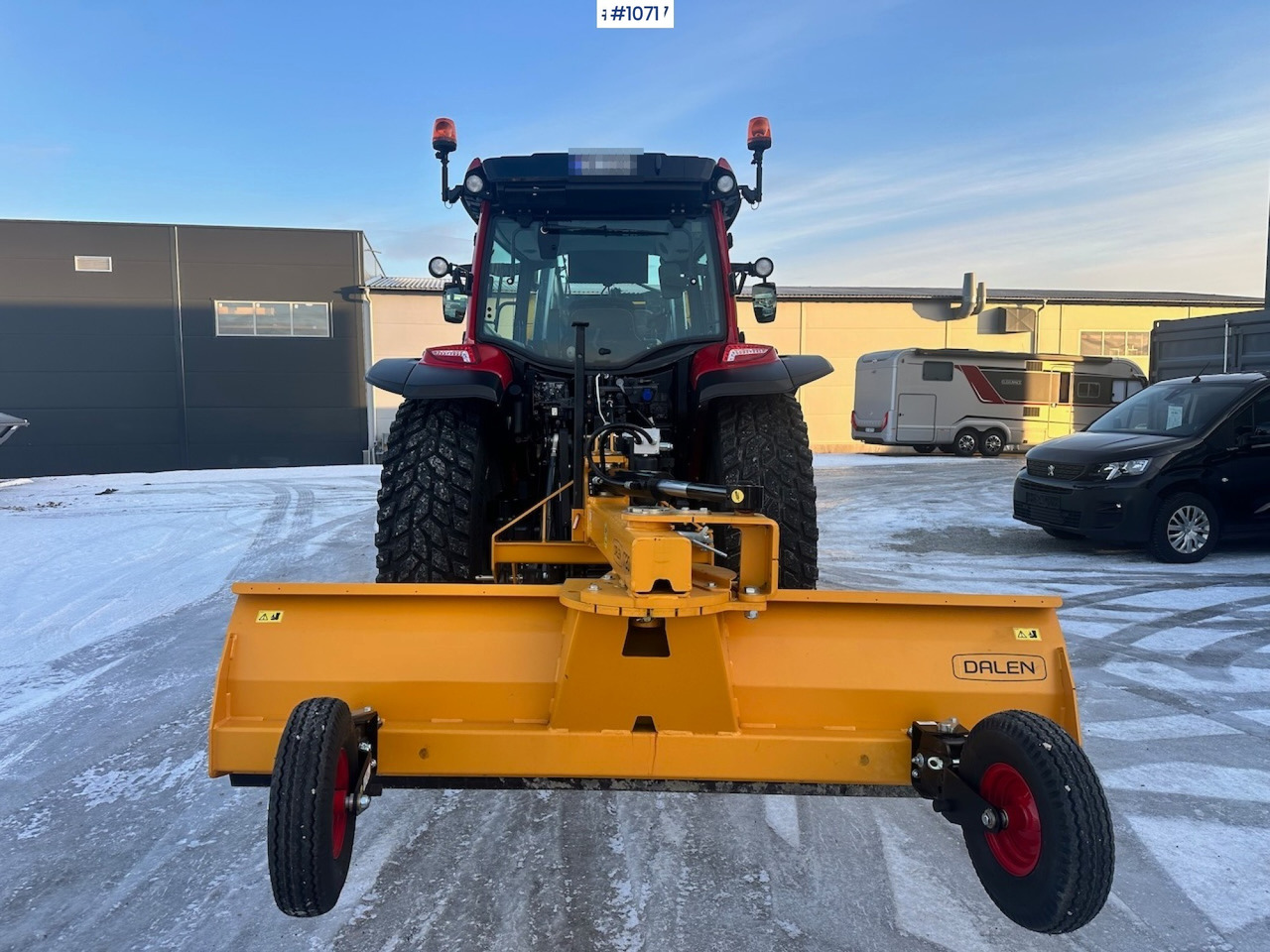 2023 Valtra A95 4x4 Tractor w/ Front Loader, Plow and Back plow - Tracteur agricole: photos 5 2023 Valtra A95 4x4 Tractor w/ Front Loader, Plow and Back plow - Tracteur agricole: photos 5