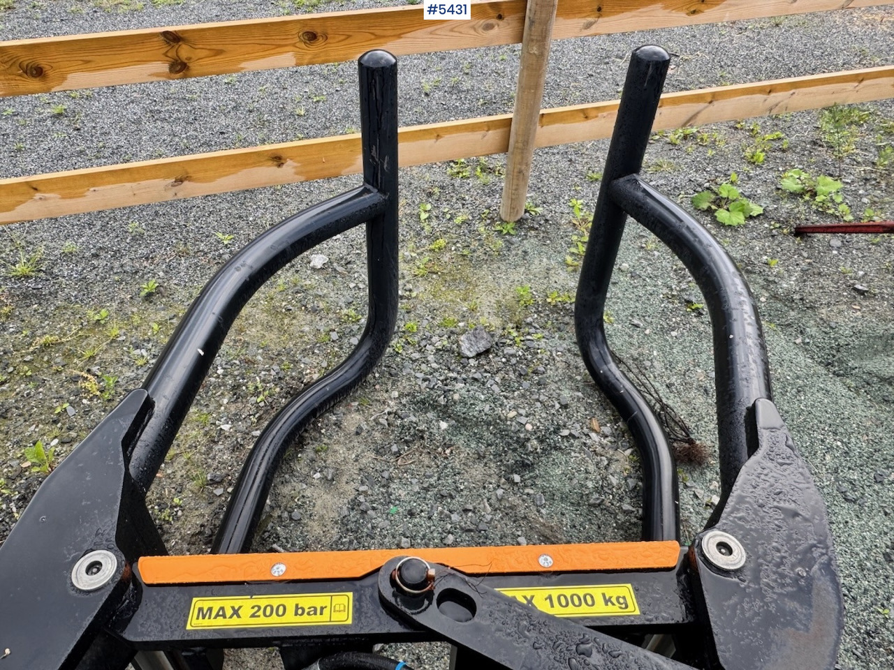 2024 Ålø Flexigrip 160 - Pinces pour Machine agricole: photos 2 2024 Ålø Flexigrip 160 - Pinces pour Machine agricole: photos 2