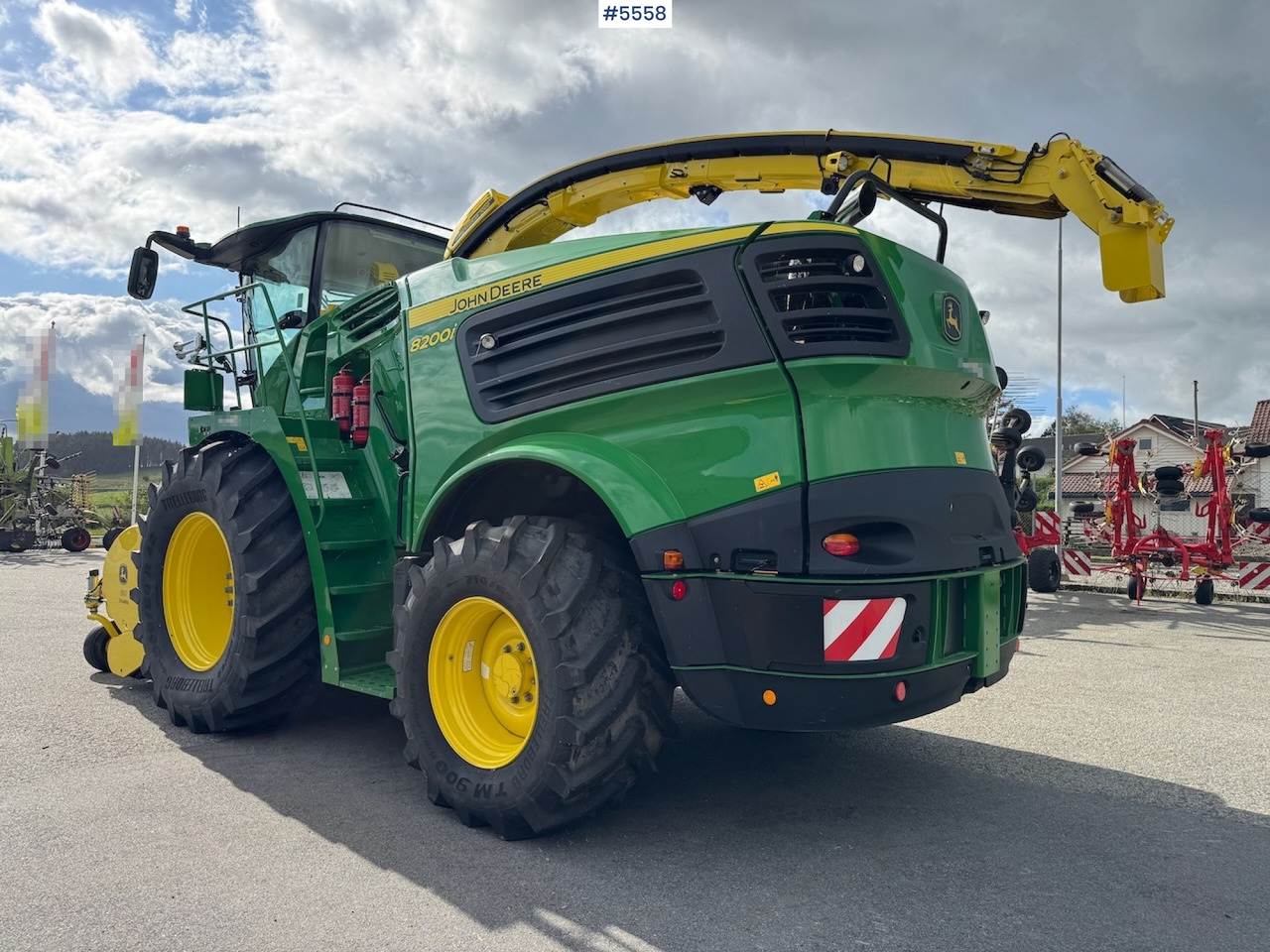 2024 John Deere 8200 in, like new! - Matériel de fenaison: photos 5 2024 John Deere 8200 in, like new! - Matériel de fenaison: photos 5