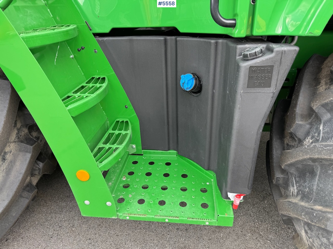 Matériel de fenaison 2024 John Deere 8200 in, like new!: photos 12