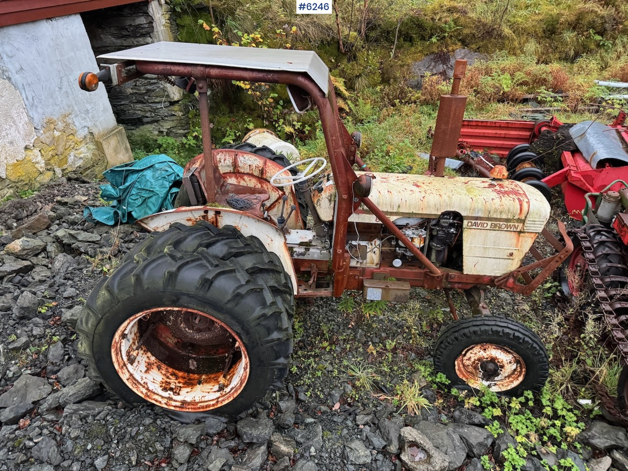 David Brown 885 rep.objekt. - Tracteur agricole: photos 4 David Brown 885 rep.objekt. - Tracteur agricole: photos 4